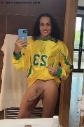  Trav Samantha Dumont 331 20 91 639 foto selfie 135