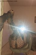 Milano Trans Sara Italiana 350 11 43 125 foto selfie 22